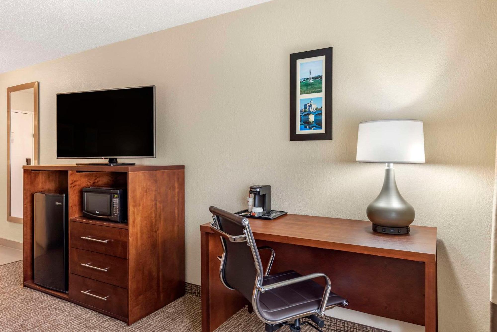 Comfort Inn & Suites Middletown - Franklin מראה חיצוני תמונה